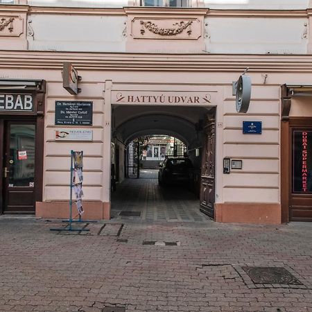 Апартаменты Anavrin Apartman Free Parking Печ Экстерьер фото