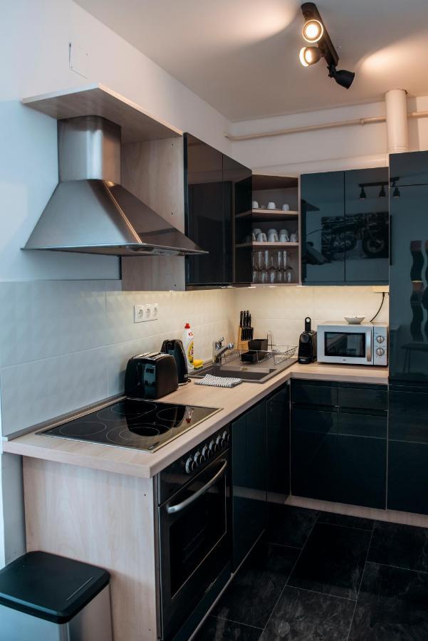 Апартаменты Anavrin Apartman Free Parking Печ Экстерьер фото