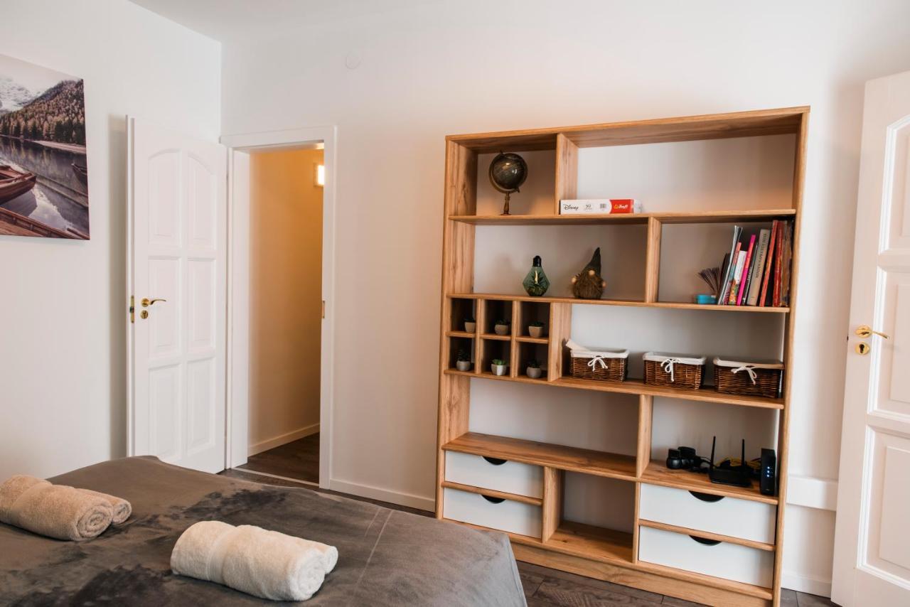 Апартаменты Anavrin Apartman Free Parking Печ Экстерьер фото
