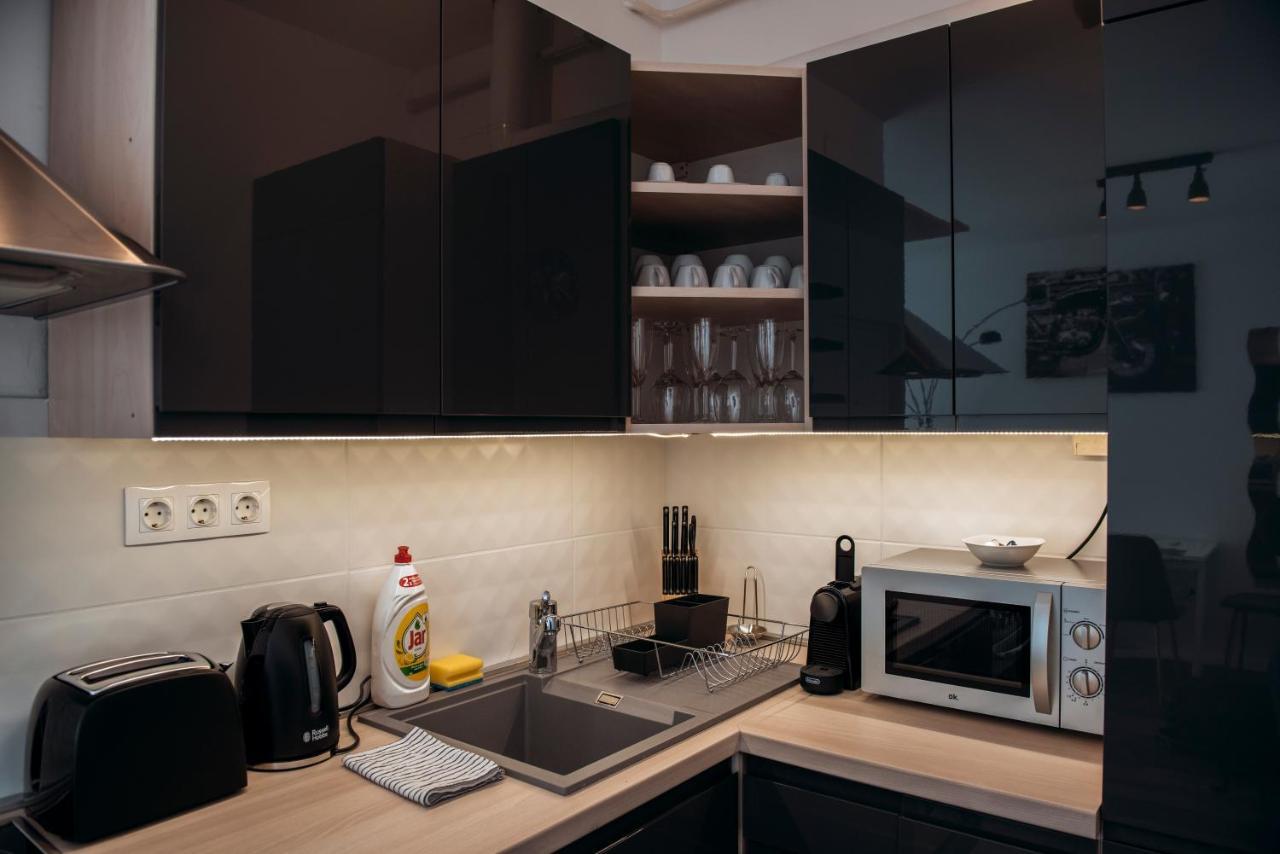 Апартаменты Anavrin Apartman Free Parking Печ Экстерьер фото