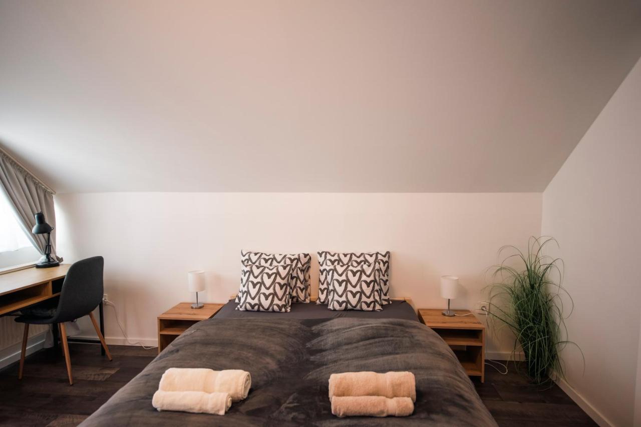 Апартаменты Anavrin Apartman Free Parking Печ Экстерьер фото